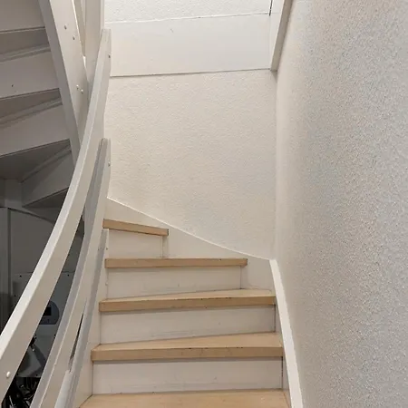 Appartement 1 Bedroom Beautiful In *