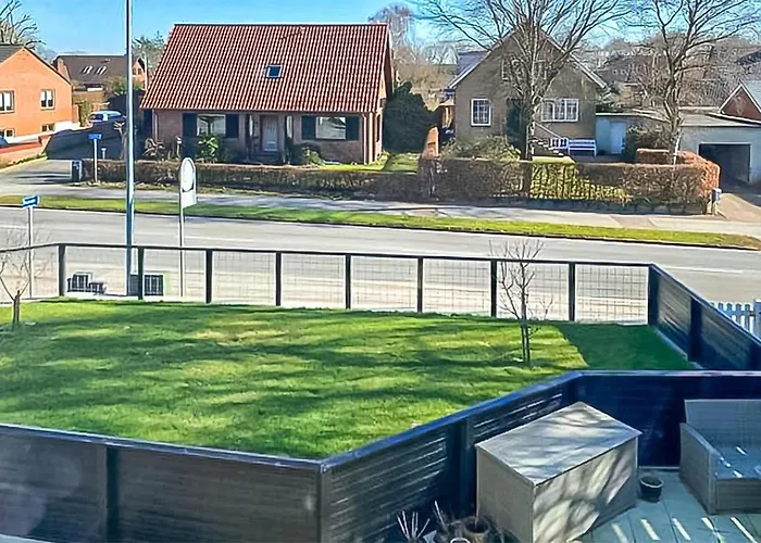 公寓 1 Bedroom Beautiful In 瓦尔德