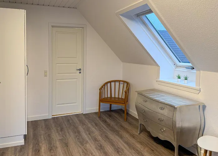 公寓 1 Bedroom Beautiful In 瓦尔德